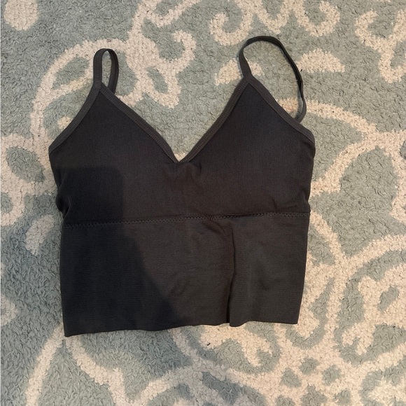 Backless tops BUNDLE - Picture 2 of 7